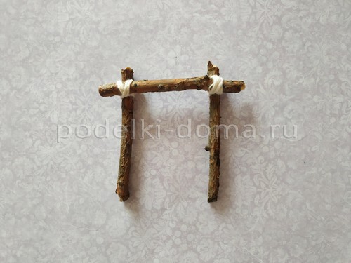 Домик и окошко — поделки из веточек Домик и окошко — поделки из веточек