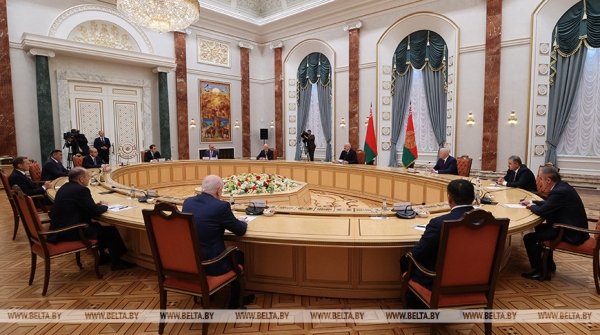 Лукашенко назвал ключевые угрозы безопасности для стран СНГ Лукашенко назвал ключевые угрозы безопасности для стран СНГ