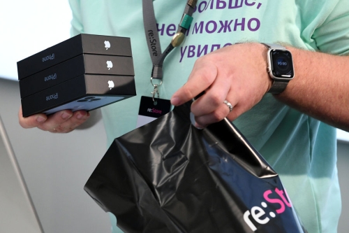 «Запасов iPhone хватит навсегда». Почему появляются сообщения о нехватке смартфонов  «Запасов iPhone хватит навсегда». Почему появляются сообщения о нехватке смартфонов