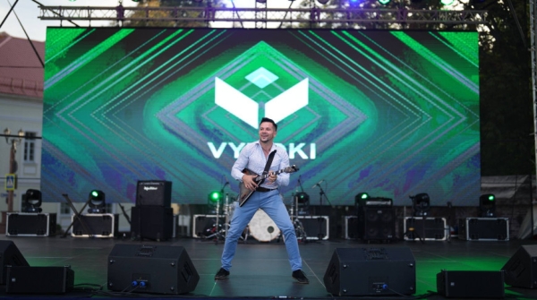 Организатор вокального конкурса "Вытокаў": Витебская область приятно удивила числом поющих парней