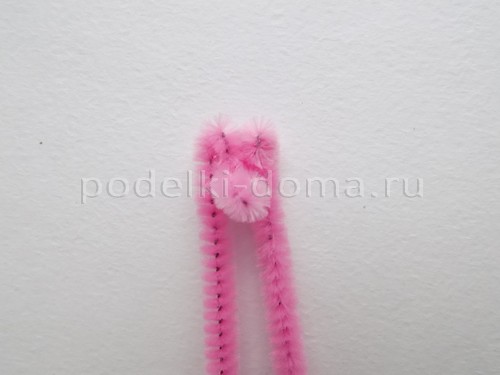 Плюшевый медвежонок из синельной проволоки Плюшевый медвежонок из синельной проволоки