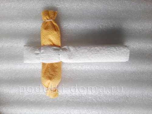 Куклы из бумажных салфеток Куклы из бумажных салфеток