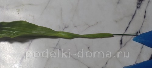 Цветок альстромерия из холодного фарфора Цветок альстромерия из холодного фарфора