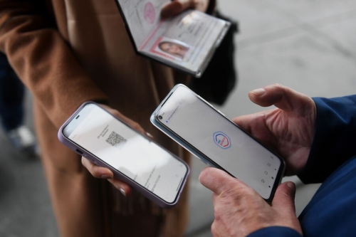 «У вас генерится QR-код». Путин попросил ускорить создание цифровых паспортов для россиян  «У вас генерится QR-код». Путин попросил ускорить создание цифровых паспортов для россиян