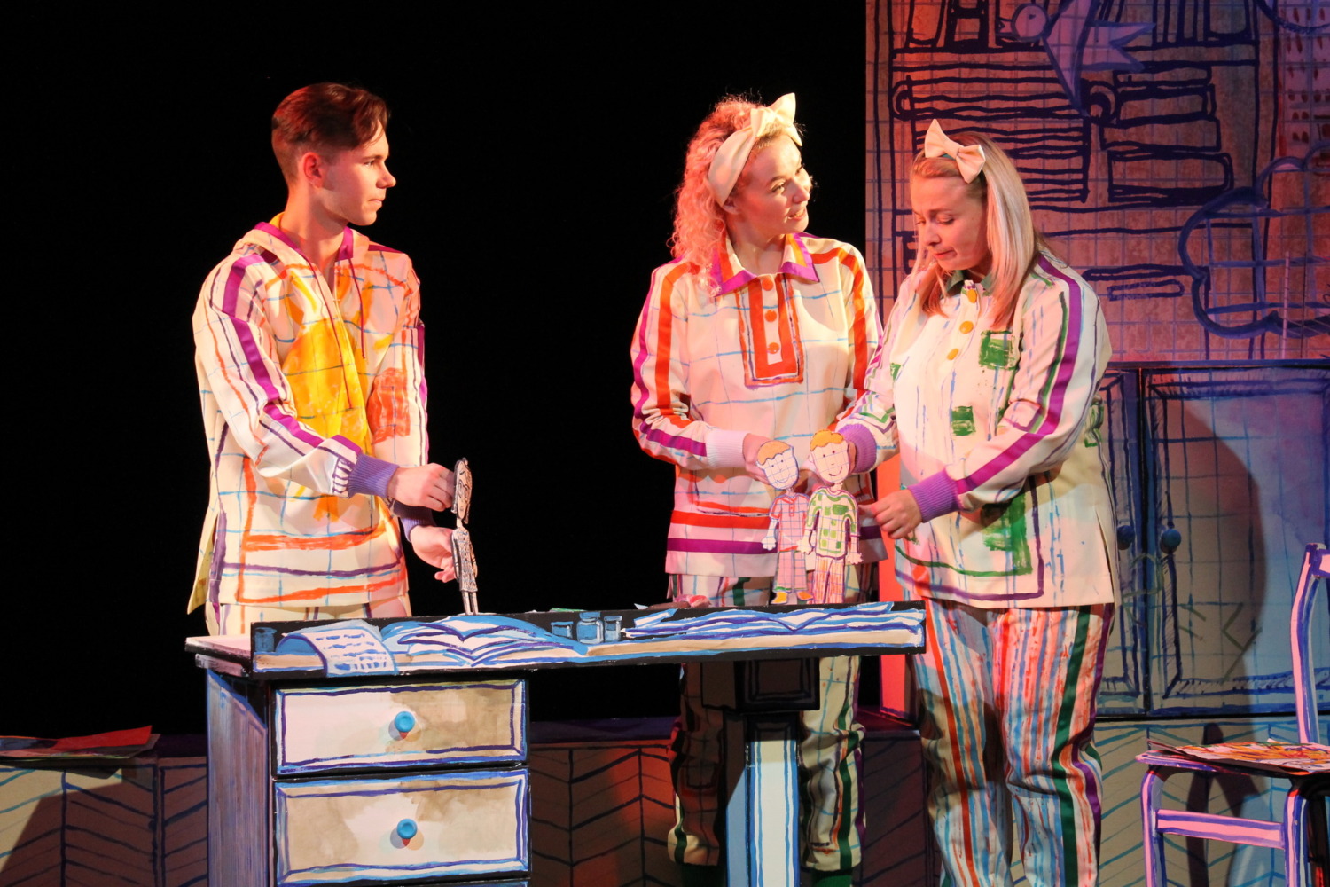 «Каля-Маля» і адкрыццё 37 сезону «Лялькі» «Каля-Маля» і адкрыццё 37 сезону «Лялькі»