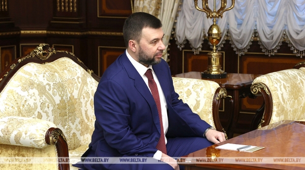 Лукашенко предлагает Донецку помощь Беларуси в восстановлении и нормализации жизни людей Лукашенко предлагает Донецку помощь Беларуси в восстановлении и нормализации жизни людей