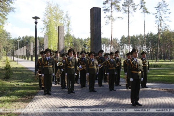 Головченко: Беларусь гордится подвигом своего народа в годы Великой Отечественной войны Головченко: Беларусь гордится подвигом своего народа в годы Великой Отечественной войны