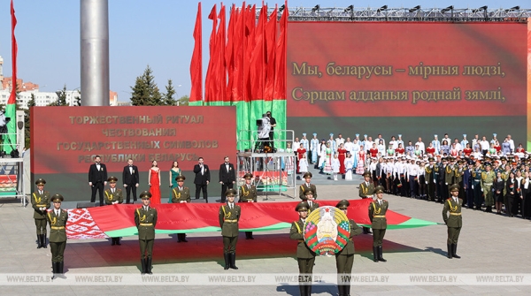 Правда Победы, приглашение на саммит в Нью-Йорк и старый новый праздник. Акценты символичной Недели Президента Правда Победы, приглашение на саммит в Нью-Йорк и старый новый праздник. Акценты символичной Недели Президента