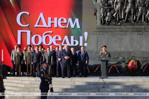 Правда Победы, приглашение на саммит в Нью-Йорк и старый новый праздник. Акценты символичной Недели Президента Правда Победы, приглашение на саммит в Нью-Йорк и старый новый праздник. Акценты символичной Недели Президента