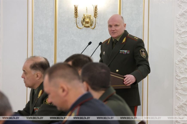 Лукашенко собрал совещание по вопросам обеспечения безопасности и охране границы Лукашенко собрал совещание по вопросам обеспечения безопасности и охране границы