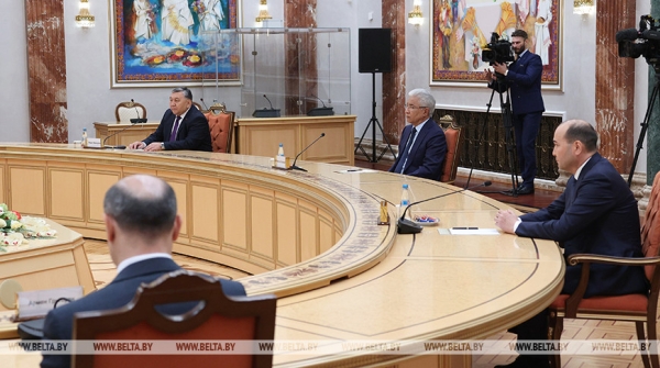 Встречи с Путиным и губернаторами, стратегия для ОДКБ и вступительная кампания. Подробности интенсивной недели Президента Встречи с Путиным и губернаторами, стратегия для ОДКБ и вступительная кампания. Подробности интенсивной недели Президента