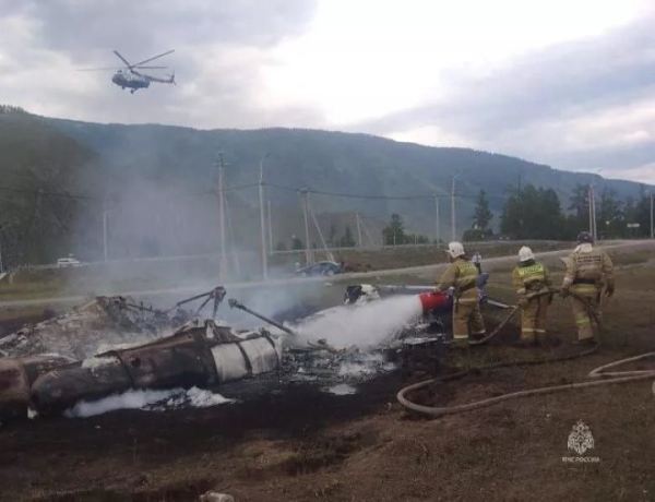 На Алтае разбился вертолет Ми-8. Среди погибших — белоруска На Алтае разбился вертолет Ми-8. Среди погибших — белоруска