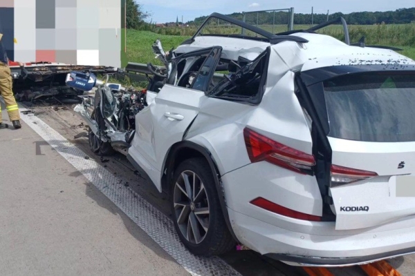 В Германии в ДТП с фурой белоруса погиб водитель Skoda В Германии в ДТП с фурой белоруса погиб водитель Skoda