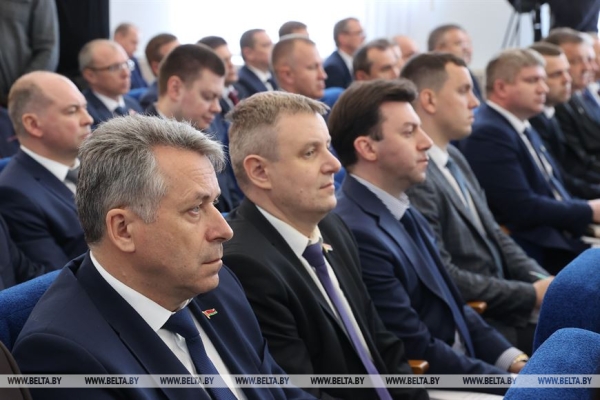 Лукашенко: Гомельской области нужны новые драйверы экономического роста Лукашенко: Гомельской области нужны новые драйверы экономического роста