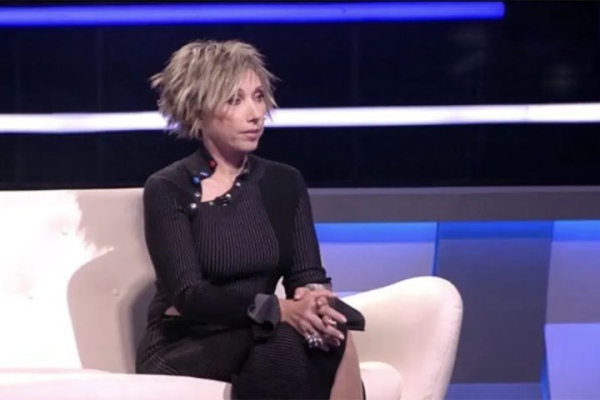 Уроженка Бреста артистка Елена Воробей рассказала, сколько заплатила за тяжелую операцию взрослой дочери Уроженка Бреста артистка Елена Воробей рассказала, сколько заплатила за тяжелую операцию взрослой дочери