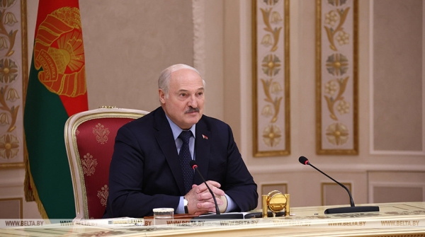 Лукашенко отметил рост торговли с Владимирской областью России и ориентировал на сохранение темпов Лукашенко отметил рост торговли с Владимирской областью России и ориентировал на сохранение темпов