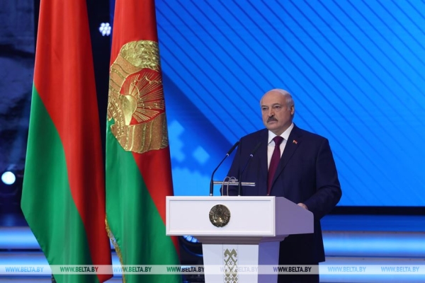 Выступление Александра Лукашенко на торжественном собрании в честь Дня Независимости Выступление Александра Лукашенко на торжественном собрании в честь Дня Независимости
