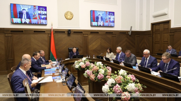 Головченко оценил эффективность реализации госпрограмм в 2021-2022 годах Головченко оценил эффективность реализации госпрограмм в 2021-2022 годах
