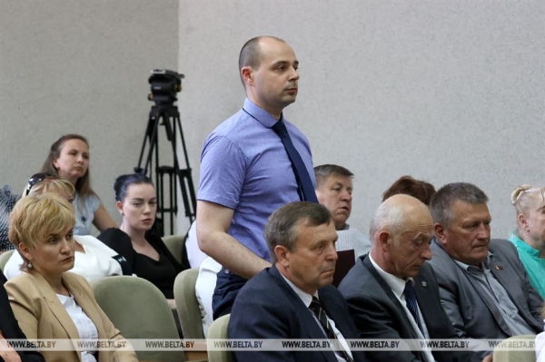 Сергеенко об эффективности идеологической работы: важна заинтересованность руководителей предприятий Сергеенко об эффективности идеологической работы: важна заинтересованность руководителей предприятий