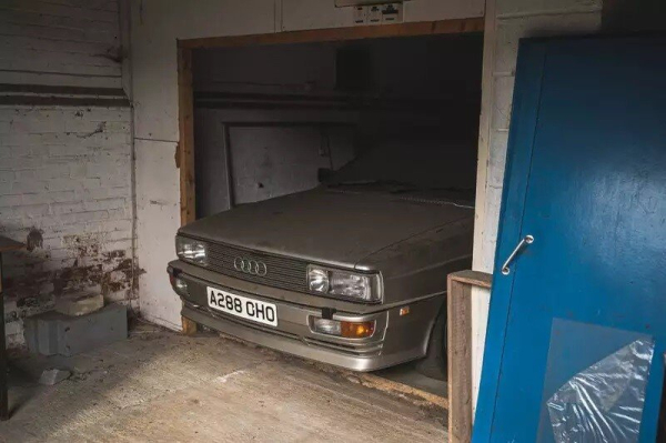 Audi Quattro 1984 года, который 39 лет простоял в гараже, выставили на продажу Audi Quattro 1984 года, который 39 лет простоял в гараже, выставили на продажу