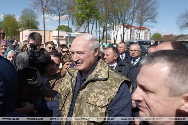 Неожиданный приезд в Гродно, эксперименты на полях и программа действий для страны. Итоги региональной недели Президента Неожиданный приезд в Гродно, эксперименты на полях и программа действий для страны. Итоги региональной недели Президента