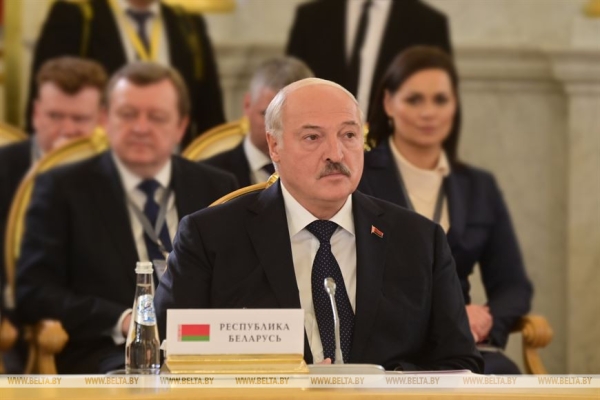 Лукашенко: ЕАЭС должен стать одним из центров принятия решений в мире Лукашенко: ЕАЭС должен стать одним из центров принятия решений в мире