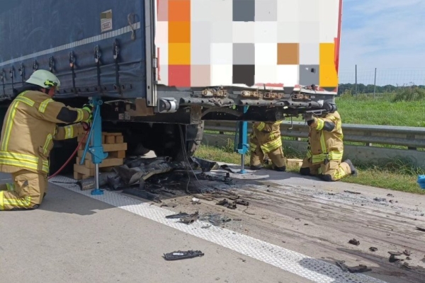 В Германии в ДТП с фурой белоруса погиб водитель Skoda В Германии в ДТП с фурой белоруса погиб водитель Skoda